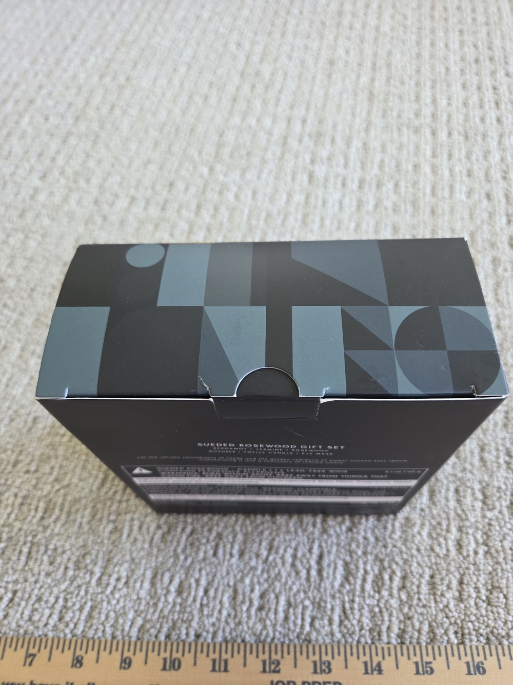 SUEDED ROSEWOOD Gift Set - Picture 3 of 5